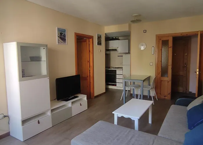 Apartment Tilero, Parking Incluido Jaca