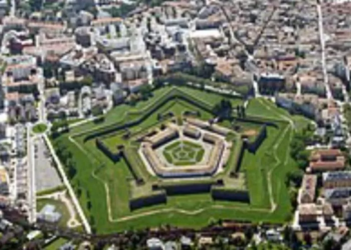 Tilero, Parking Incluido